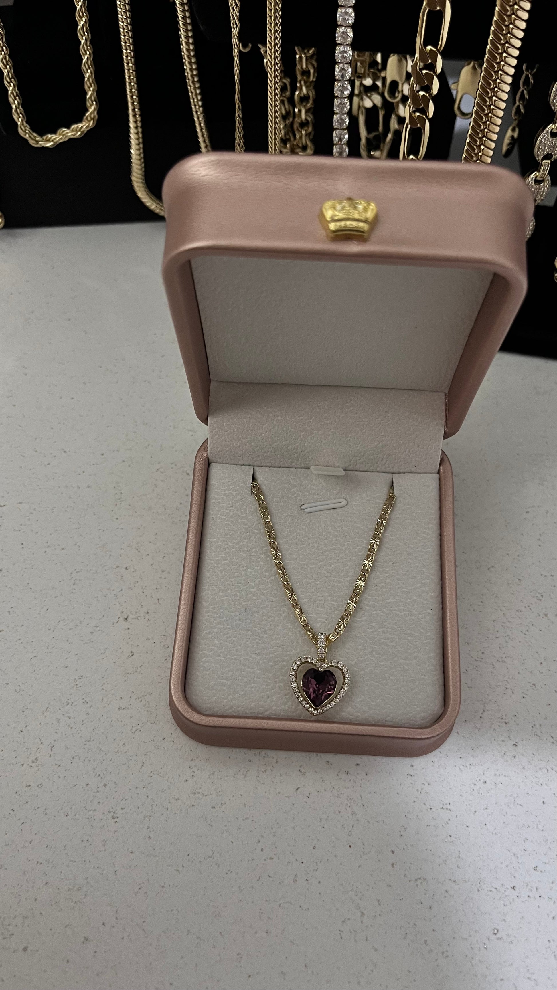 Valentino corazón morado