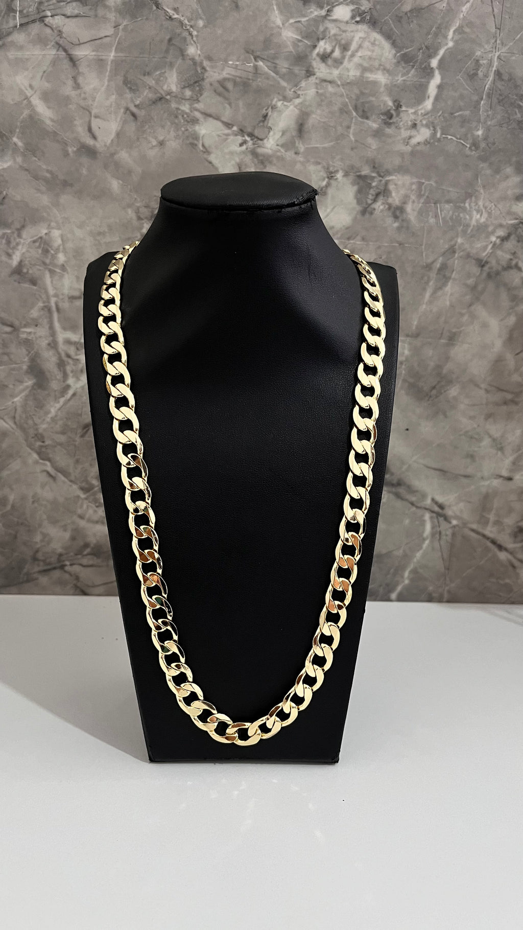 Cadena cubana Gruesa